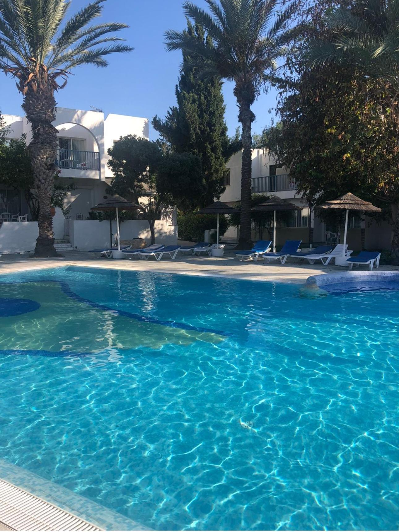 Paphos Gardens Studio Suite Exterior foto