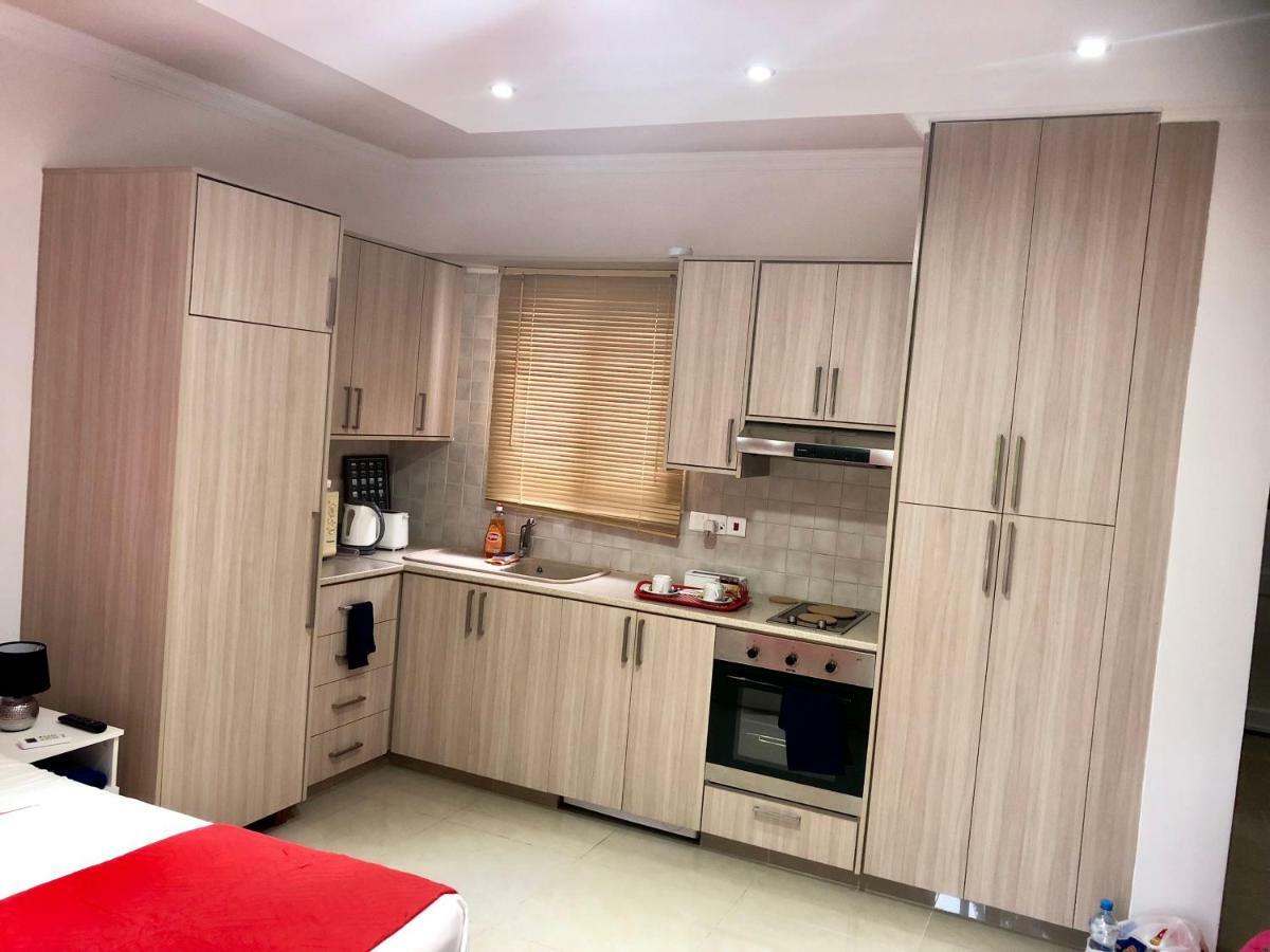 Paphos Gardens Studio Suite Exterior foto